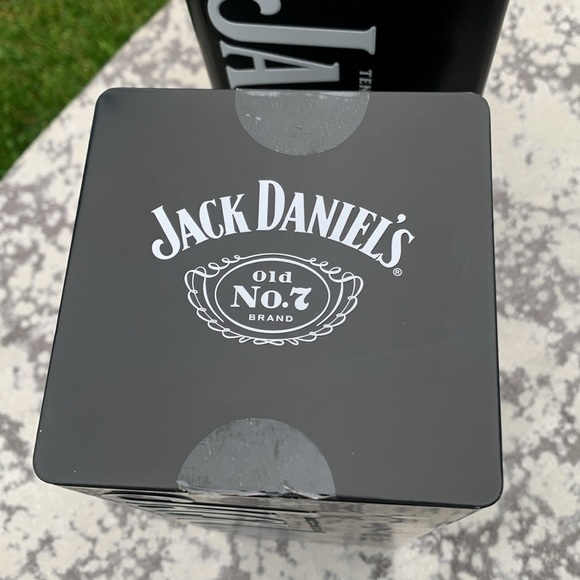 Tin container collectible Jack Daniels black white - Picture 5 of 11